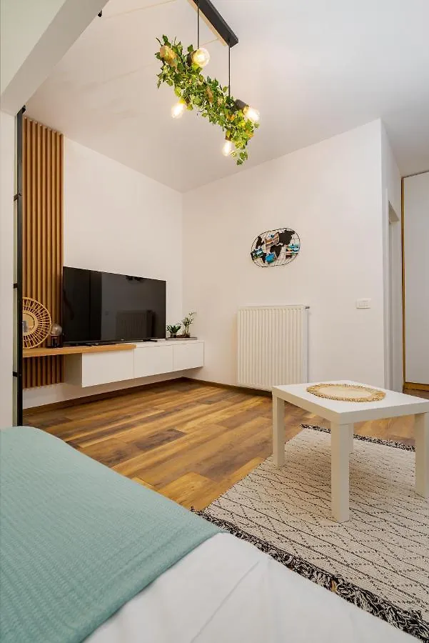 דירה בוקרשט Botanic Nest Panoramic Studio